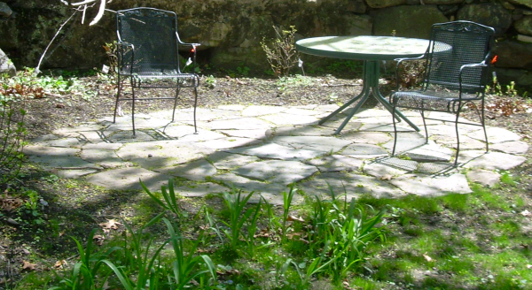 Patio Materials- How Much Do Fieldstone Patios Cost?